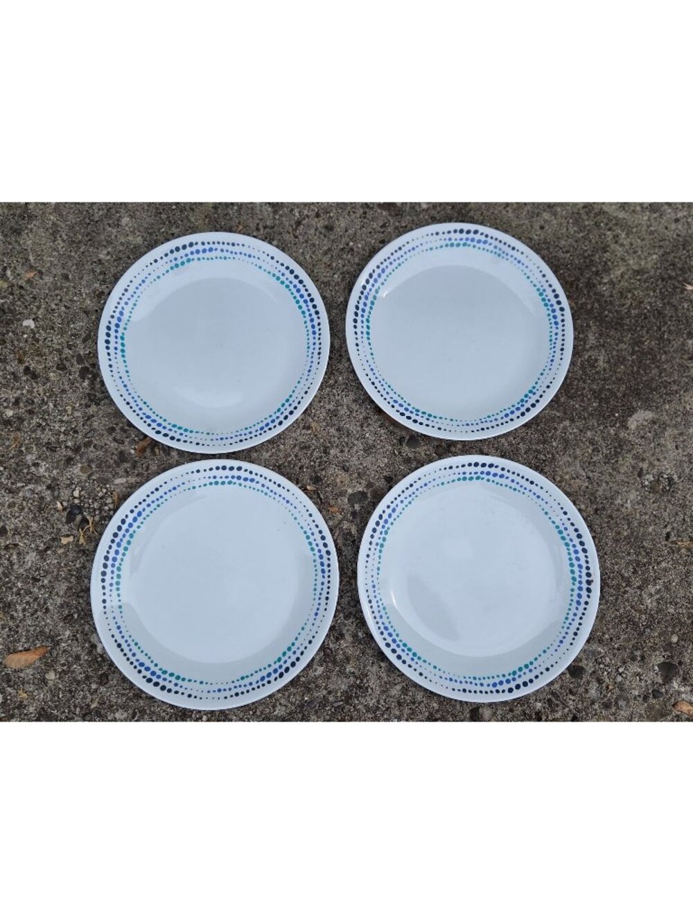 4 Corelle Ocean Blues 10 1/4" Dinner Plates EUC